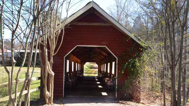 05_Inside View Cover Bridge