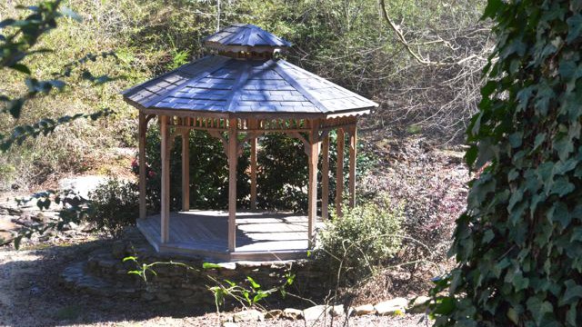 29_Gazebo for Wedding at Creek