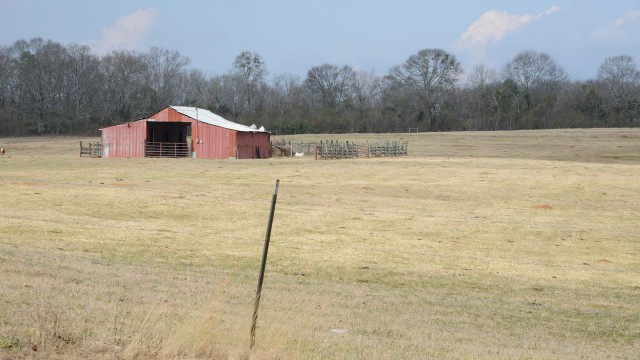 Parcel 07_03 Barn on Property